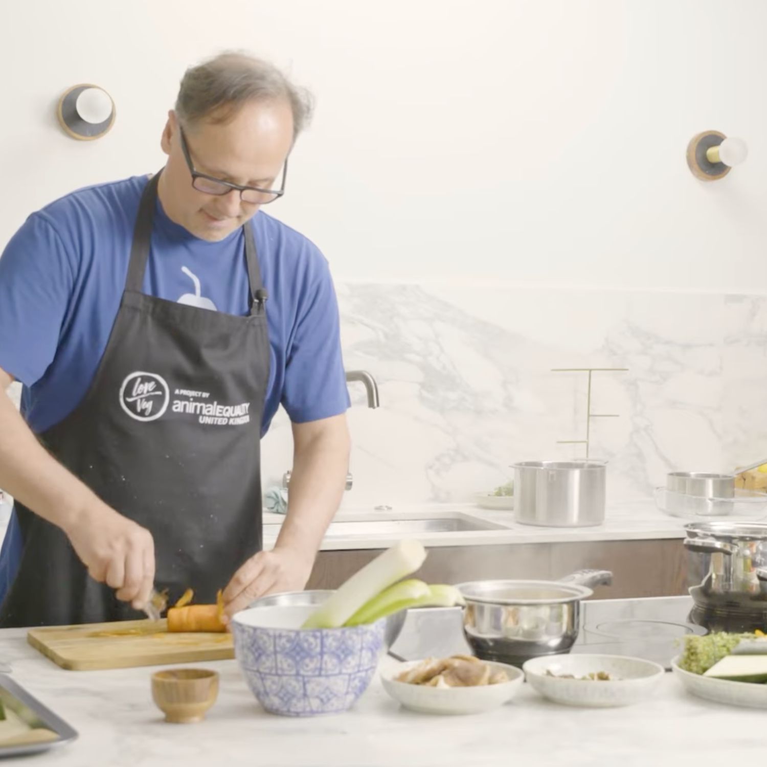 Alexis-cookbook-makingof